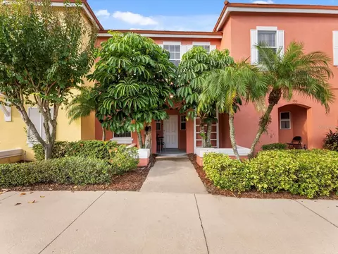 932 Park Terrace Cir, Kissimmee, FL 34746