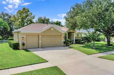 2775 Kingston Ridge Dr, Clermont, FL 34711