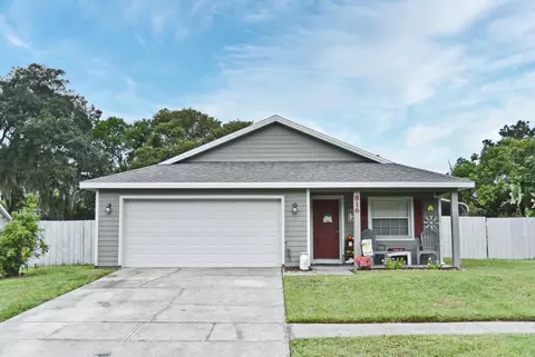816 Fantasy Ln, Chuluota, FL 32766