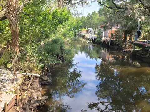 14301 W Seashell Ct, Crystal River, FL 34429