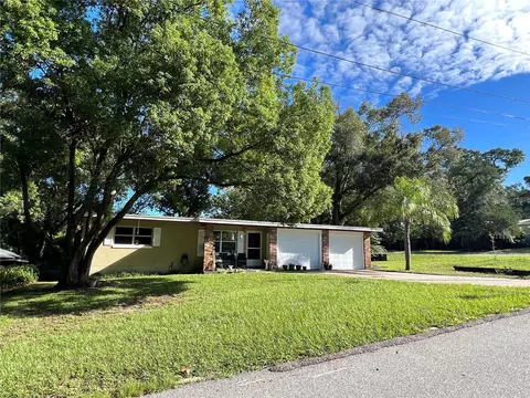 553 E Hillcrest St, Altamonte Springs, FL 32701