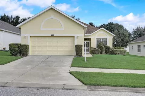 25206 Ormond Ct, Leesburg, FL 34748