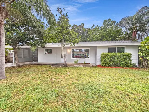 4225 Webber St, Sarasota, FL 34232