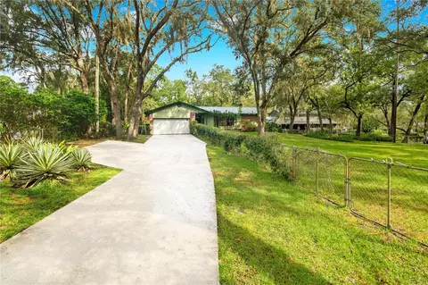 1913 Lake Alma Dr, Apopka, FL 32712