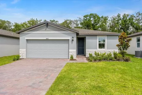 28082 Poppy Ct, Leesburg, FL 34748