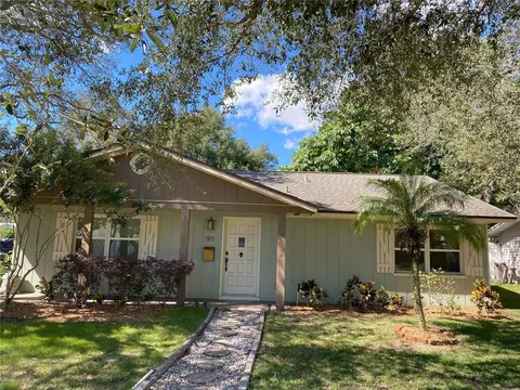 911 Oranole Rd, Maitland, FL 32751