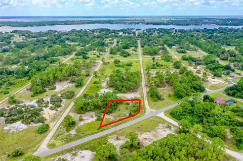 339 Tahiti Ave, Lake Placid, FL 33852