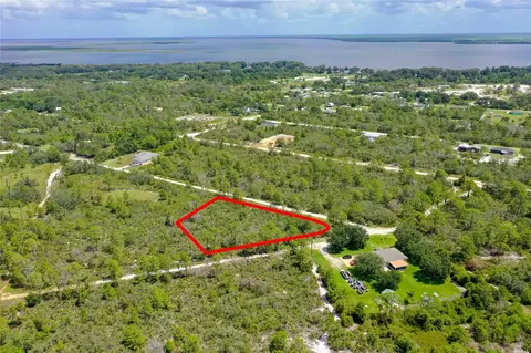 1225 Sandlewood St, Lake Placid, FL 33852