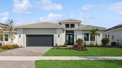 5085 Fairhope Cir, Lakewood Ranch, FL 34211