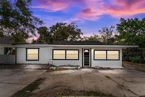 302 N Maine Ave, Apopka, FL 32712