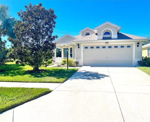 5726 Illumination Ln, Leesburg, FL 34748