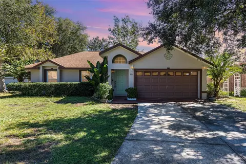 933 S Main Ave, Minneola, FL 34715