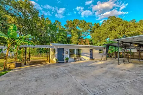 31538 Summit St, Sorrento, FL 32776