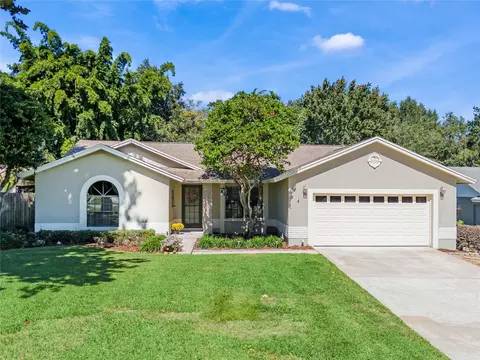 15917 Bay Lakes Trl, Clermont, FL 34711