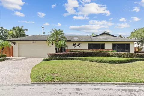 2220 Deloraine Trl, Maitland, FL 32751