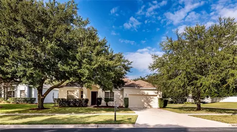 2714 Valiant Dr, Clermont, FL 34711