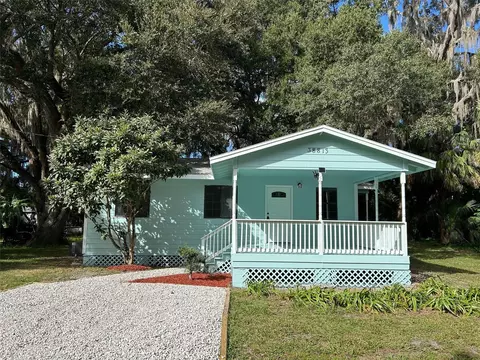 38813 Pine St, Umatilla, FL 32784