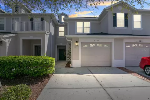 1321 Falling Star Ln, Orlando, FL 32828