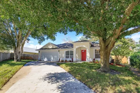 2032 Hedgerow Cir, Ocoee, FL 34761