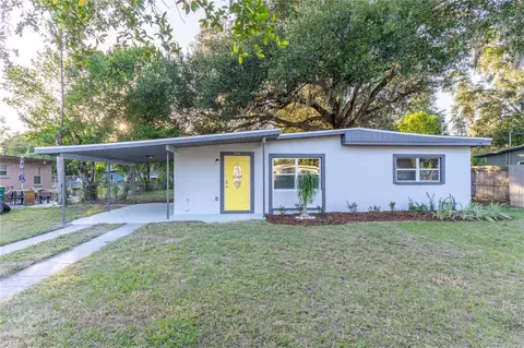 830 Edgewater Cir, Eustis, FL 32726