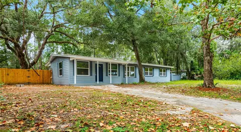 218 NW 36th Dr, Gainesville, FL 32607