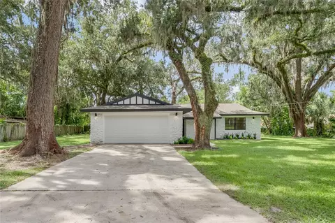 44 Vine St, Oviedo, FL 32765