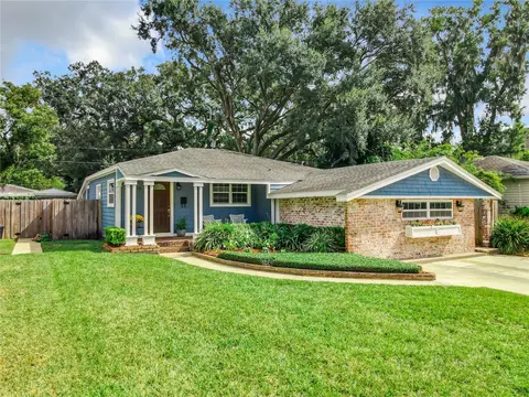 1819 Lake Sue Dr, Orlando, FL 32803