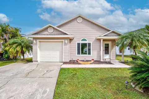 9849 Red Clover Ave, Orlando, FL 32824