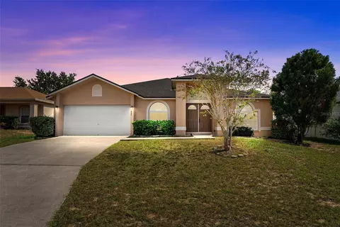 404 Sierra Cir, Davenport, FL 33837