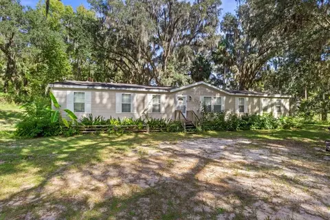 6588 NW 223rd St, Micanopy, FL 32667