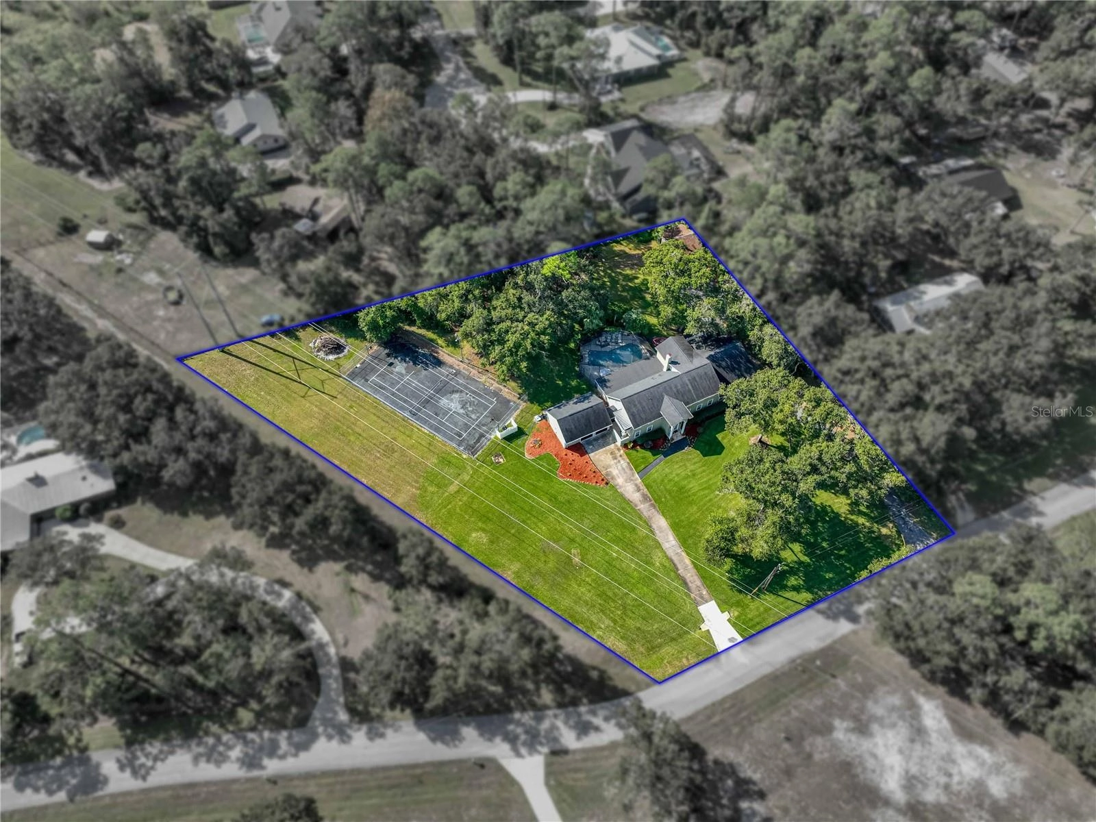 1720 Itchepackesassa Dr  