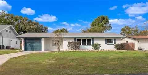 133 Hawthorne Rd, Winter Haven, FL 33884