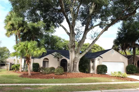 584 Lakeshore Cir, Lake Mary, FL 32746