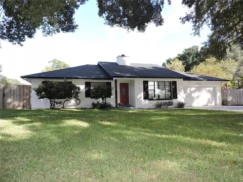 133 N Lake Cortez Dr, Apopka, FL 32703