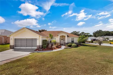 601 Park Valley Cir, Minneola, FL 34715