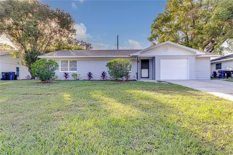 309 Lake Ned Rd, Winter Haven, FL 33884