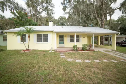 1012 Oak Dr, Leesburg, FL 34748