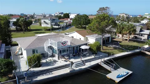 6513 Harbor Dr, Hudson, FL 34667
