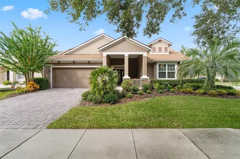 1625 Victoria Gardens Dr, Deland, FL 32724