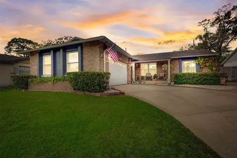 902 Delta Ct, Altamonte Springs, FL 32714