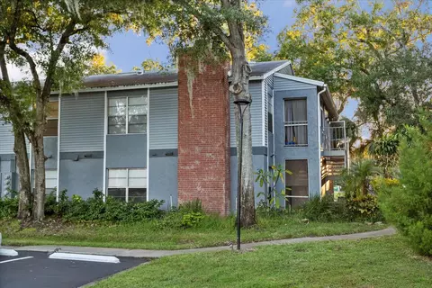 303 Northlake Dr, Sanford, FL 32773