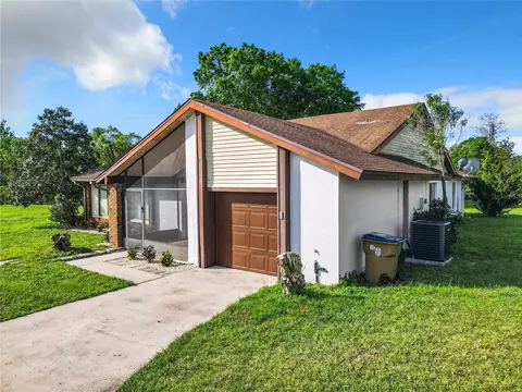 37 Trophy Ln, Kissimmee, FL 34759