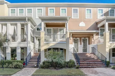 576 Scotia Pl, Orlando, FL 32806