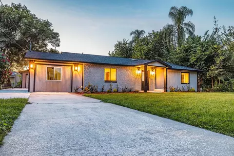1214 S Crystal Lake Dr, Orlando, FL 32806