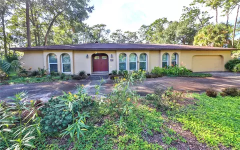 500 Country Club Dr, Longwood, FL 32750