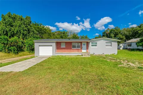1857 W Mccormick Rd, Apopka, FL 32703