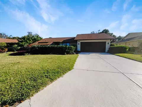 918 S Doral Ln, Venice, FL 34293