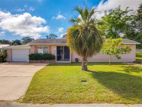 31 Narcissus Dr, Debary, FL 32713