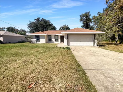 42 Hemlock Radial Cir, Ocala, FL 34472