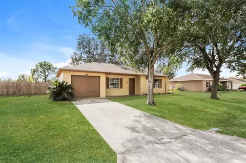 5659 Lagustrum Ln, Polk City, FL 33868